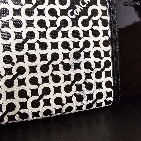 Coach wallet/ clutch 4x8 - Picture 3 of 6